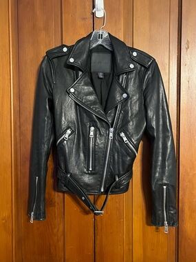 Amaryllis Black Leather Moto Jacket Size XS Cropped Biker Style Silver Hardware